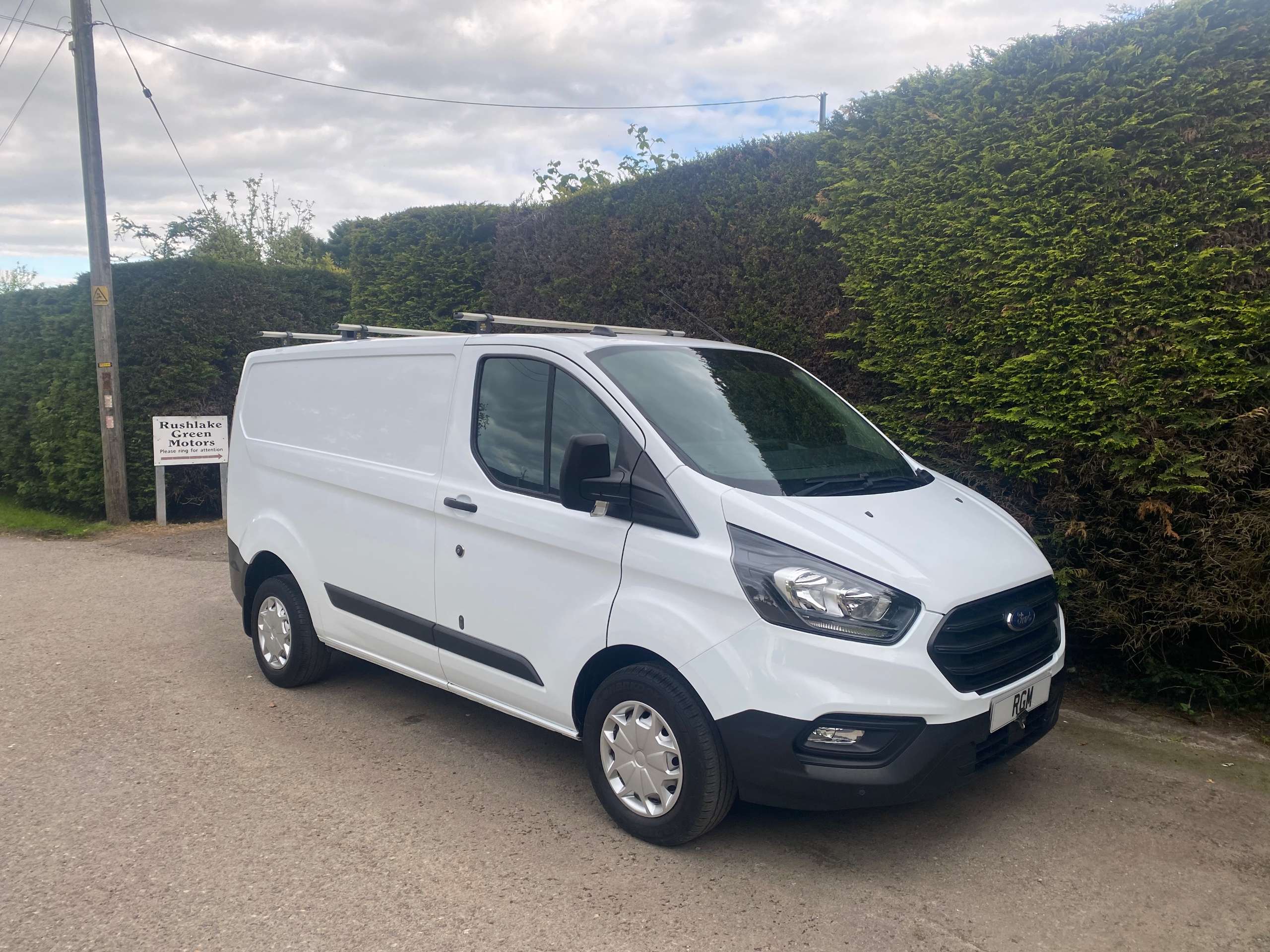 A 2020 FORD TRANSIT CUSTOM 2.0 280 L1 H1 Leader Panel Van + vat A 2020 FORD TRANSIT CUSTOM 2.0 280 L1 H1 Leader Panel Van + vat