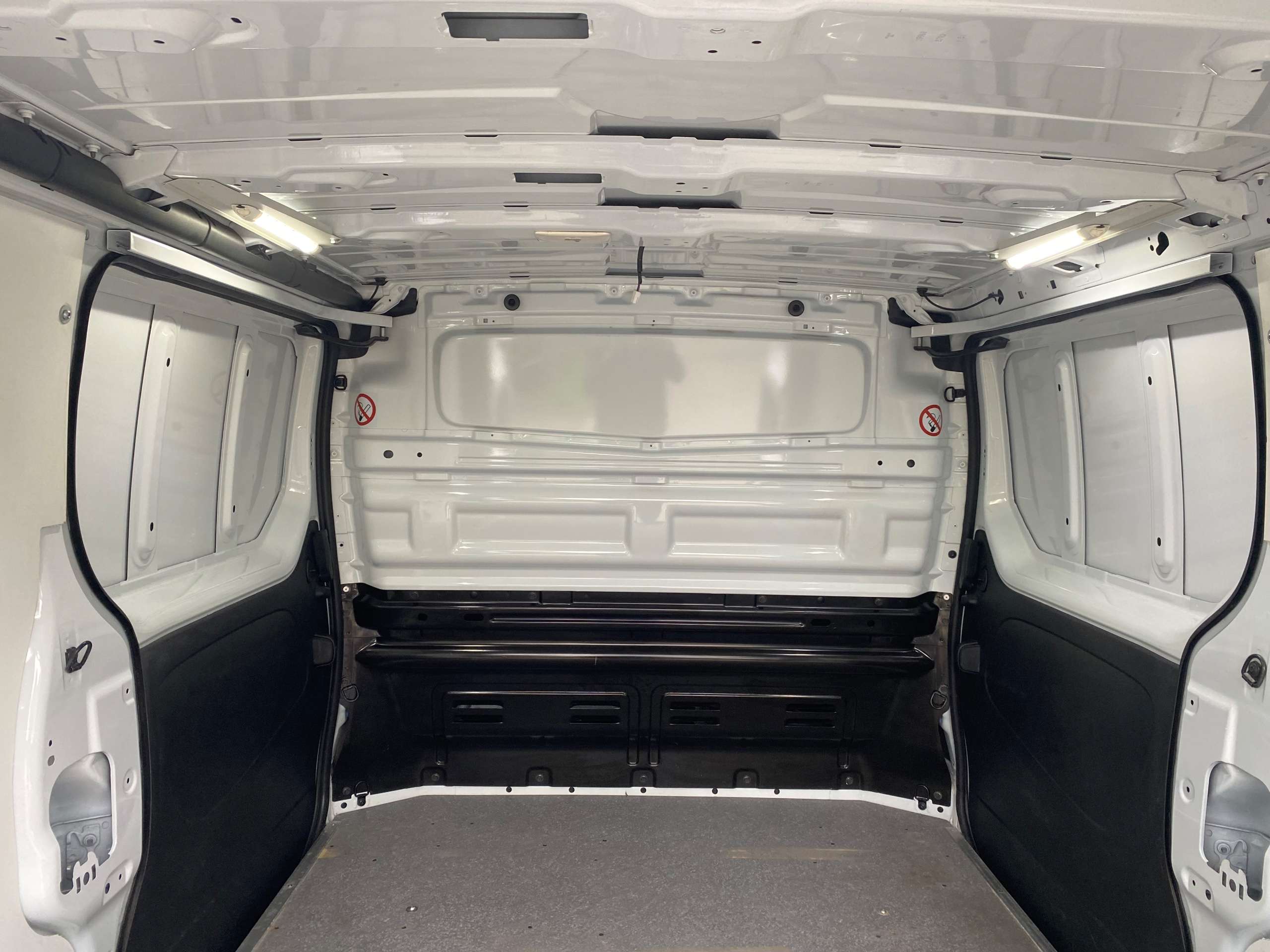 2017 VAUXHALL VIVARO 2017 VAUXHALL VIVARO