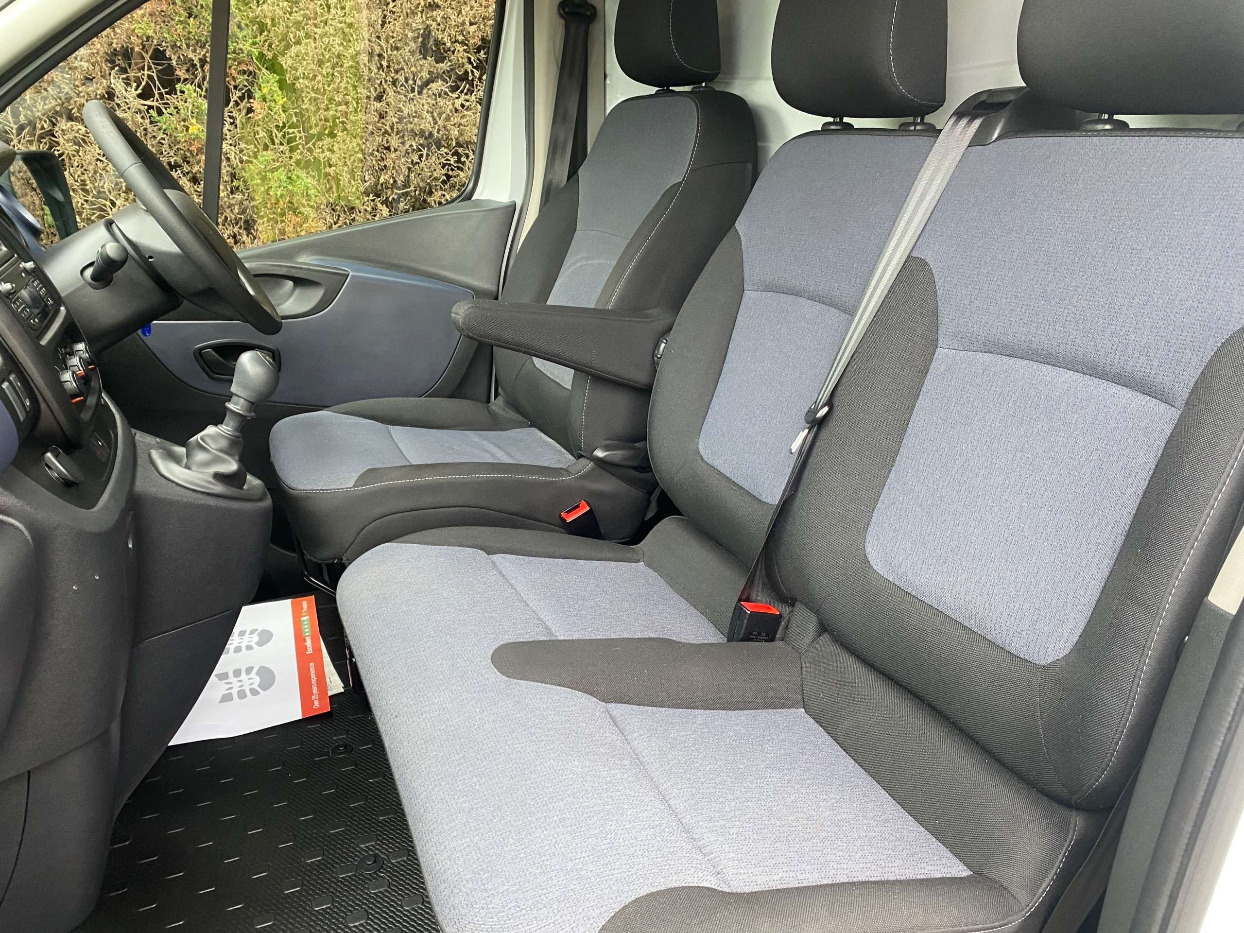 2017 VAUXHALL VIVARO 2017 VAUXHALL VIVARO