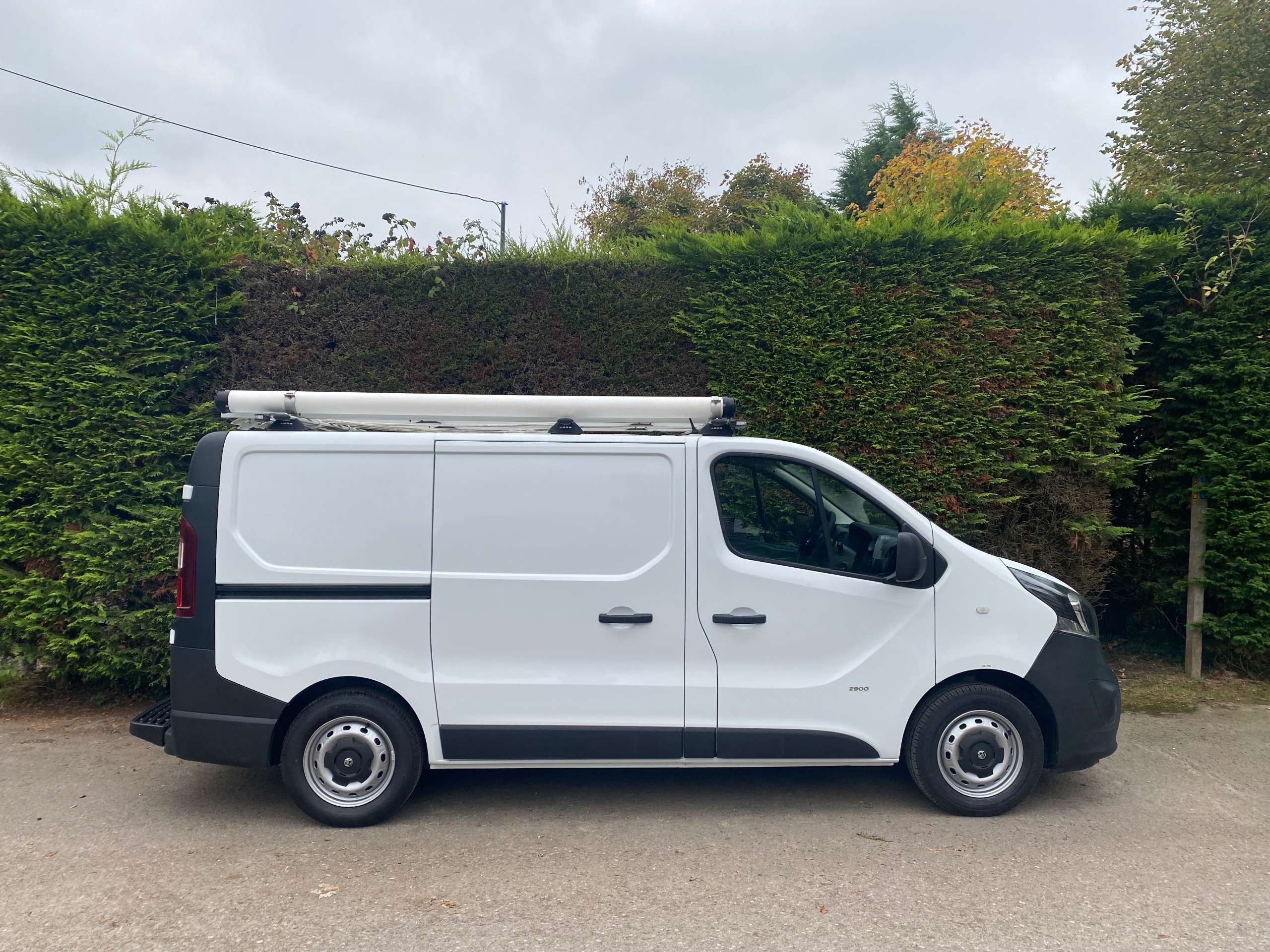 2016 VAUXHALL VIVARO 2016 VAUXHALL VIVARO