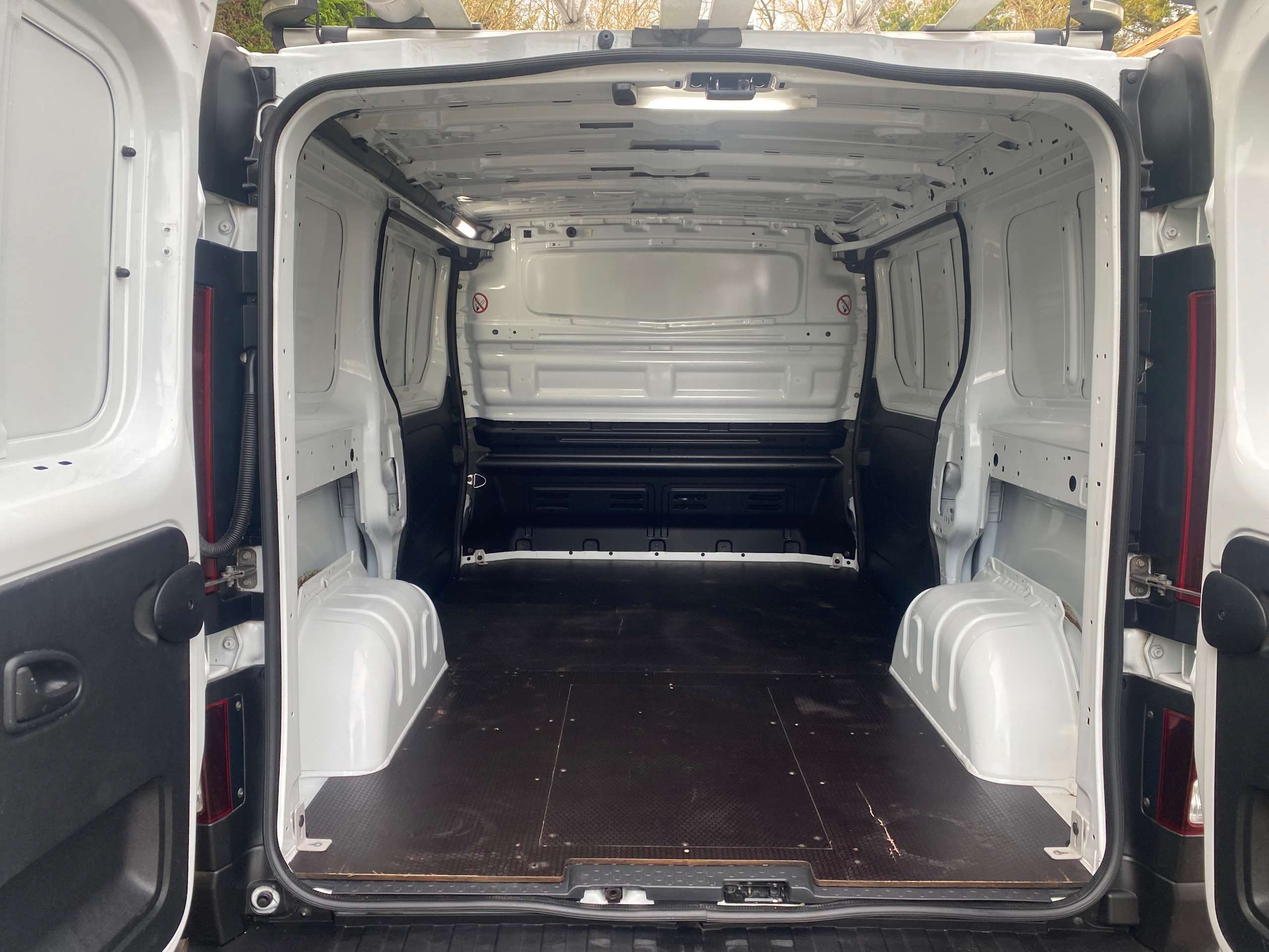 2018 VAUXHALL VIVARO 2018 VAUXHALL VIVARO
