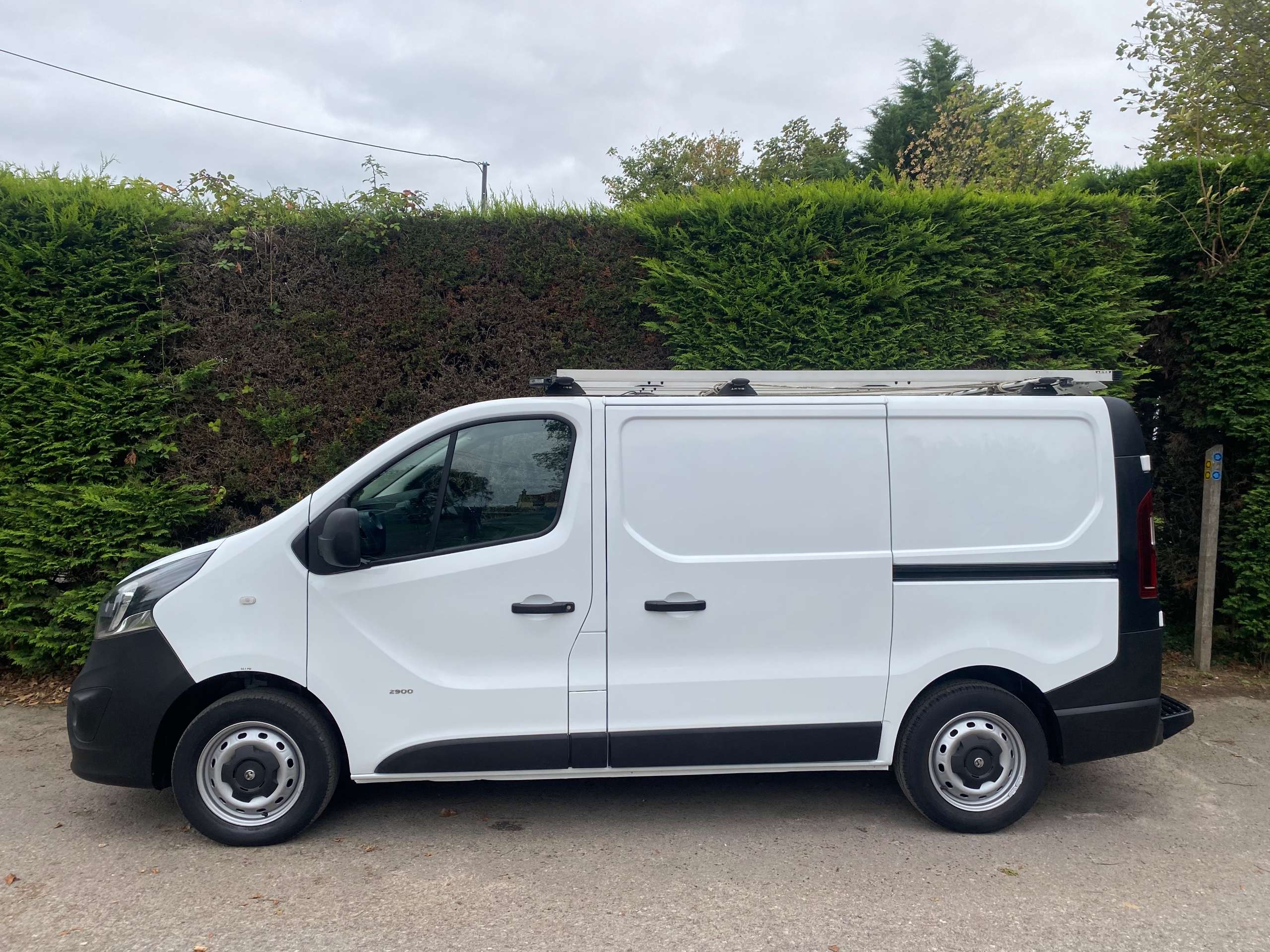 2017 VAUXHALL VIVARO 2017 VAUXHALL VIVARO