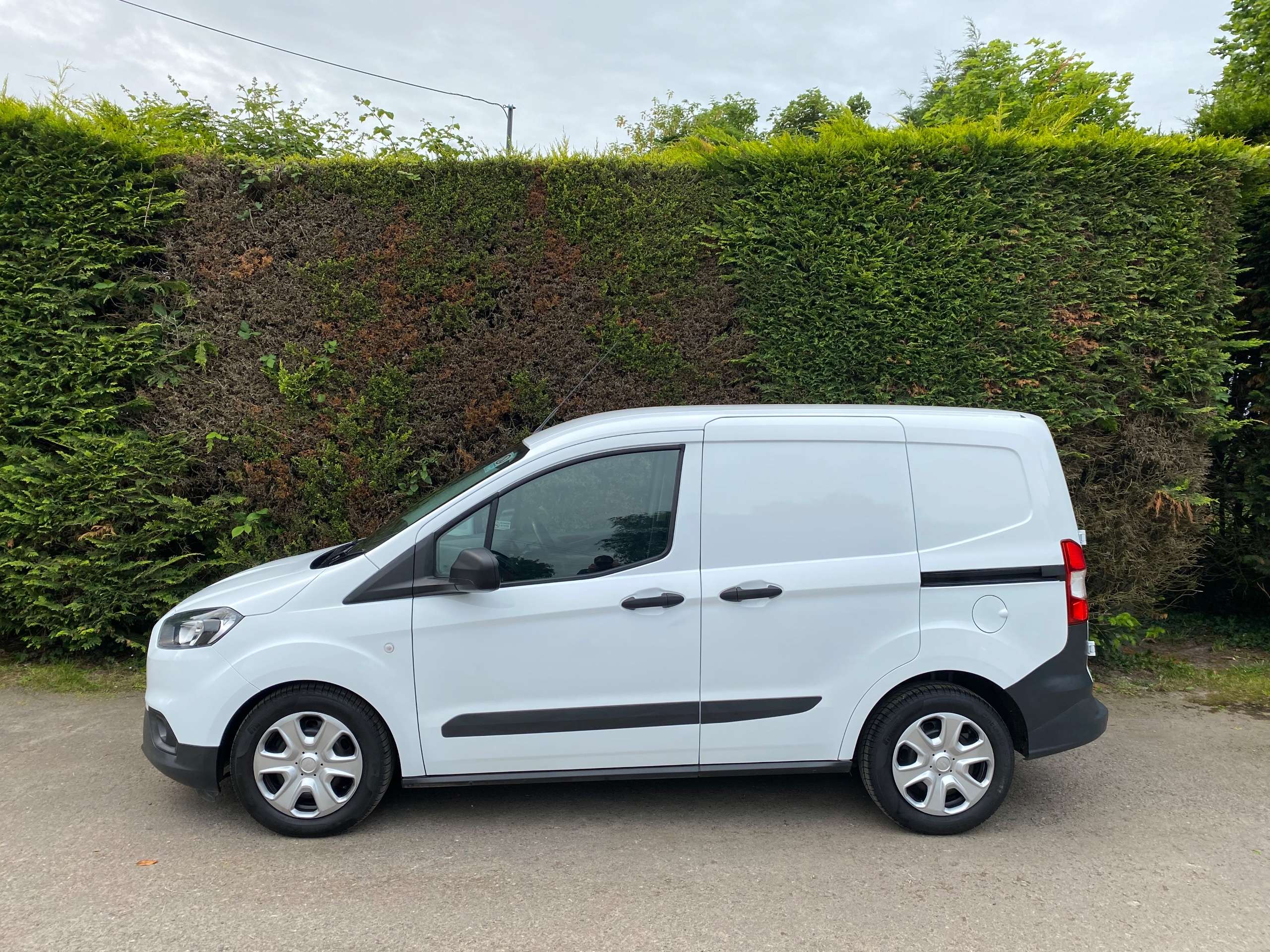 2020 FORD TRANSIT COURIER 2020 FORD TRANSIT COURIER