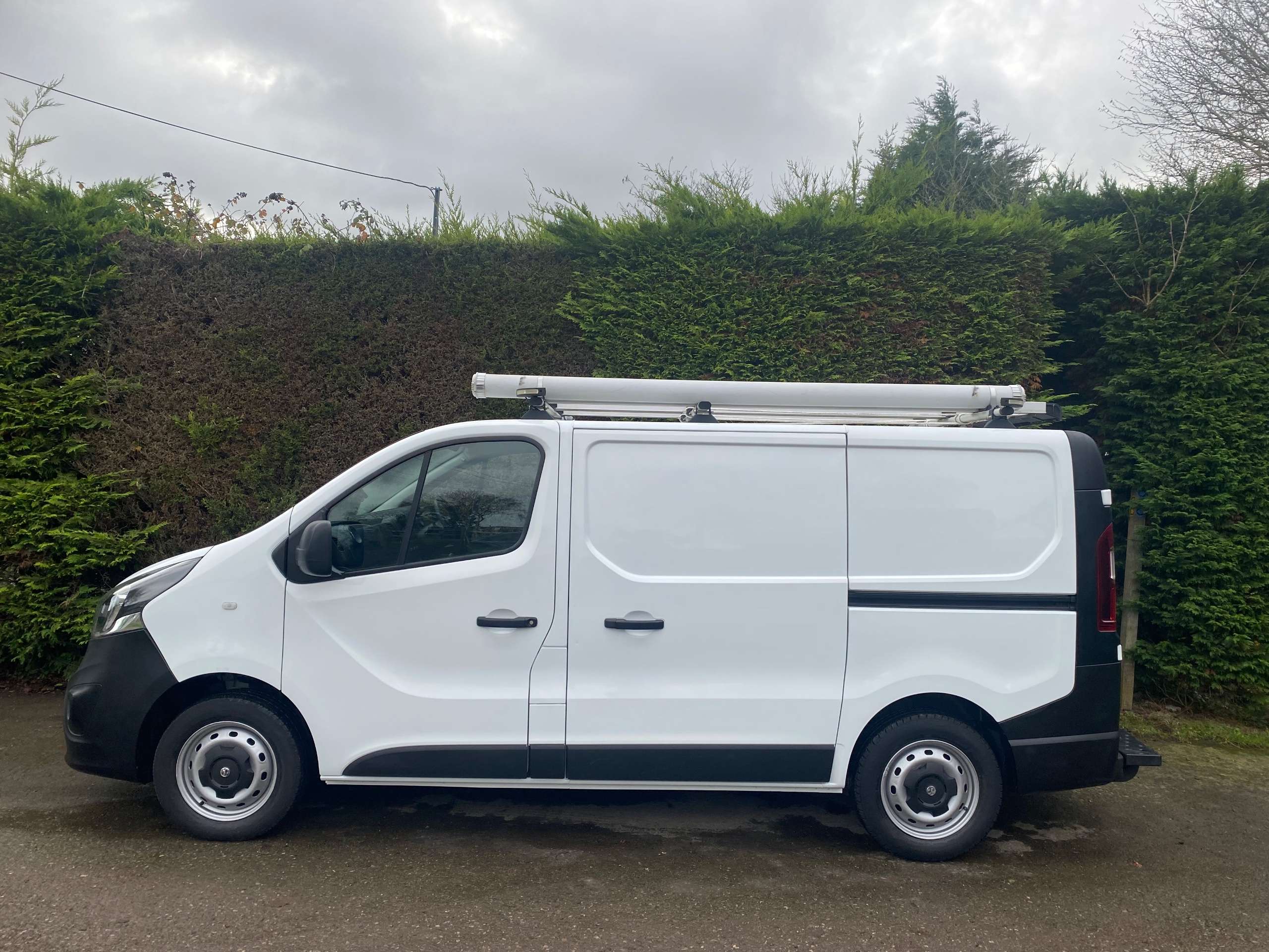 2018 VAUXHALL VIVARO 2018 VAUXHALL VIVARO