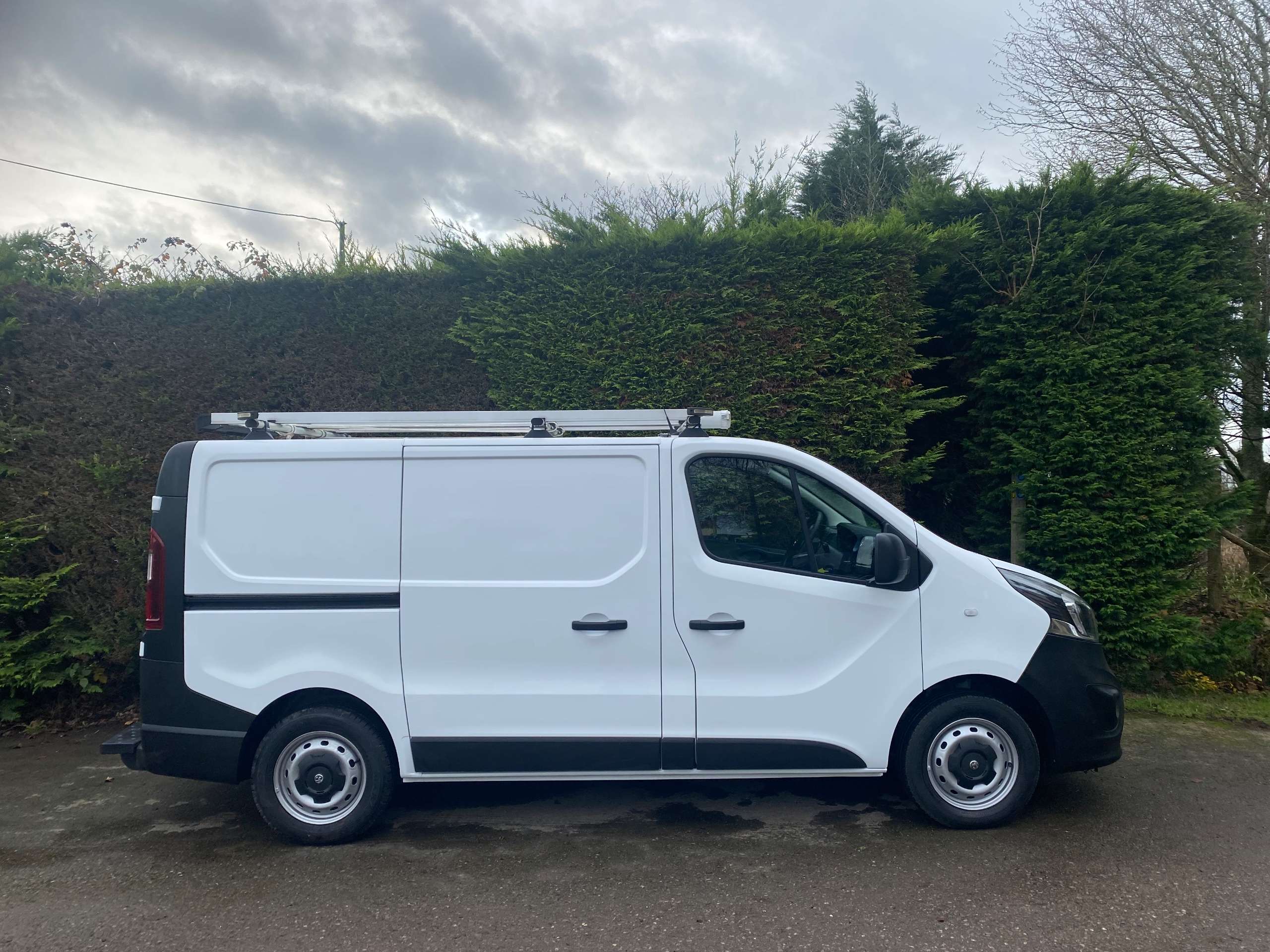 2018 VAUXHALL VIVARO 2018 VAUXHALL VIVARO