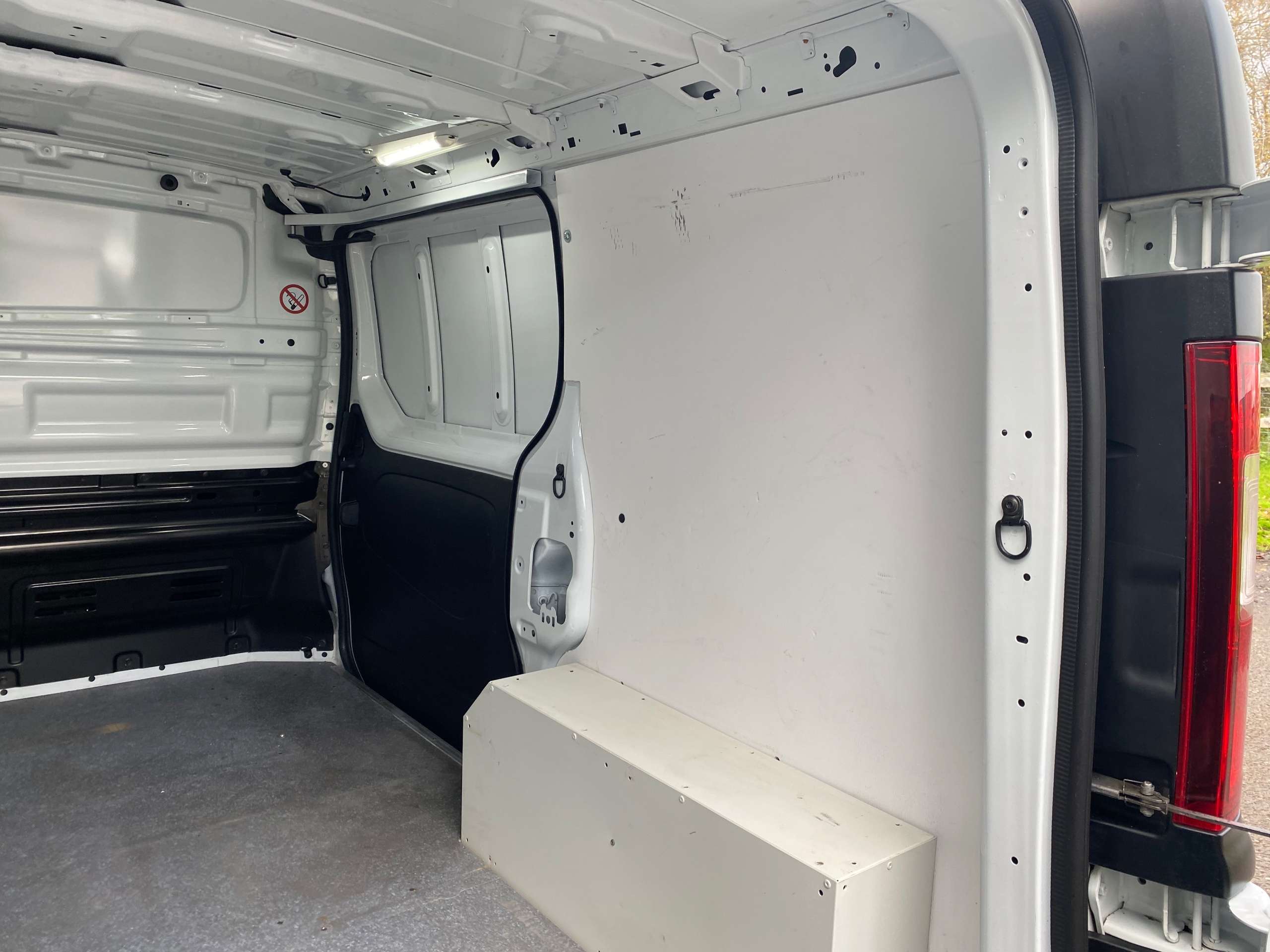 2018 VAUXHALL VIVARO 2018 VAUXHALL VIVARO