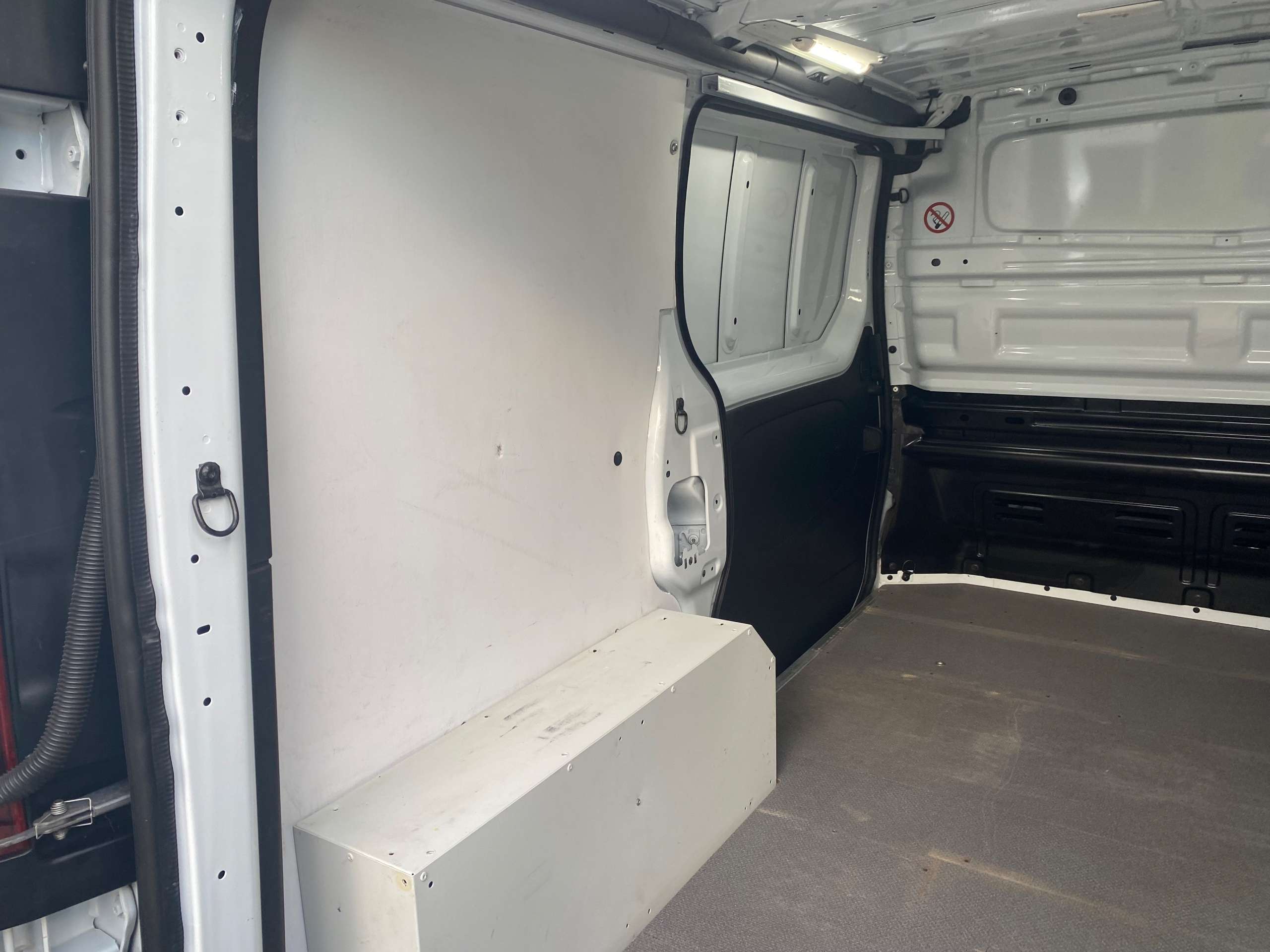 2016 VAUXHALL VIVARO 2016 VAUXHALL VIVARO