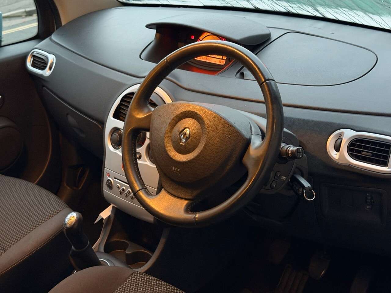 2011 RENAULT GRAND MODUS 2011 RENAULT GRAND MODUS