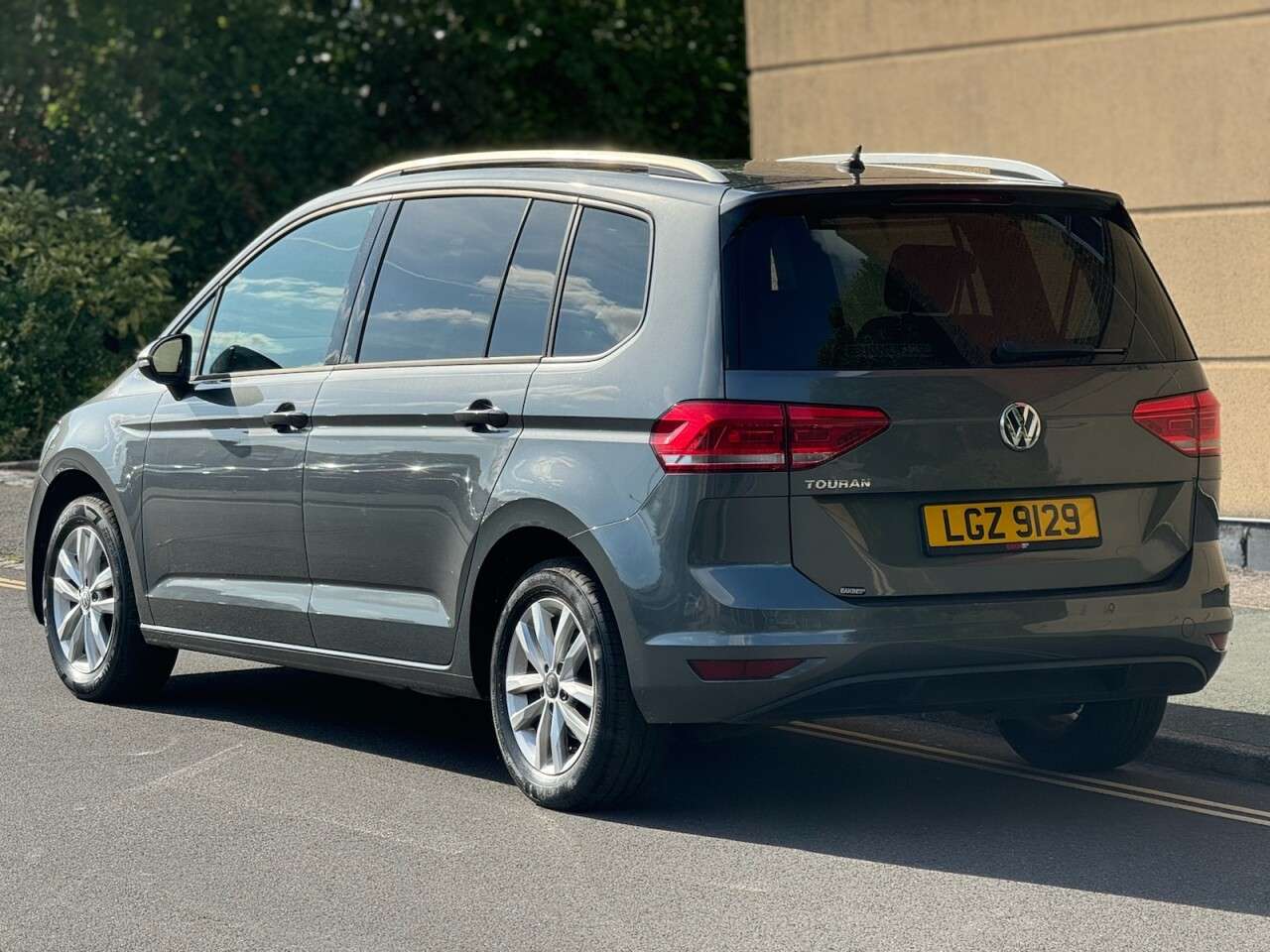 2018 VOLKSWAGEN TOURAN 2018 VOLKSWAGEN TOURAN