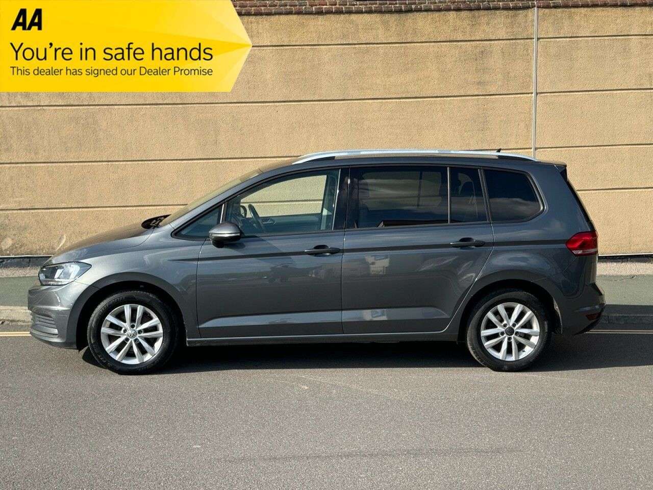 2018 VOLKSWAGEN TOURAN 2018 VOLKSWAGEN TOURAN