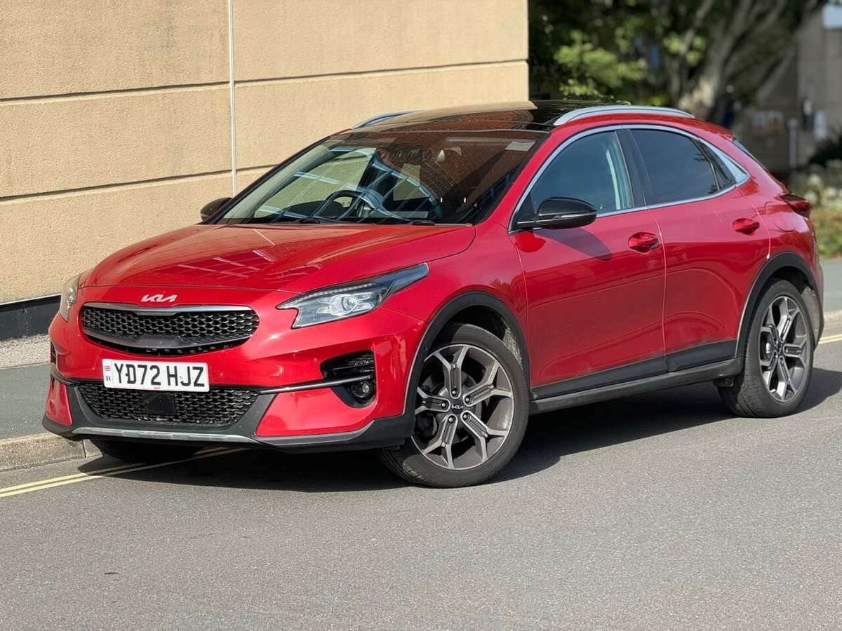 Check out this Kia Xceed 2022 Petrol Manual