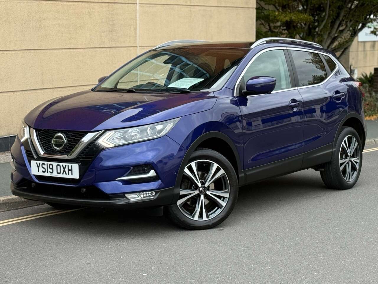 A 2019 NISSAN QASHQAI 1.3 DIG-T N-Connecta SUV 5dr Petrol Manual Euro 6 (s/s) (140 ps) A 2019 NISSAN QASHQAI 1.3 DIG-T N-Connecta SUV 5dr Petrol Manual Euro 6 (s/s) (140 ps)