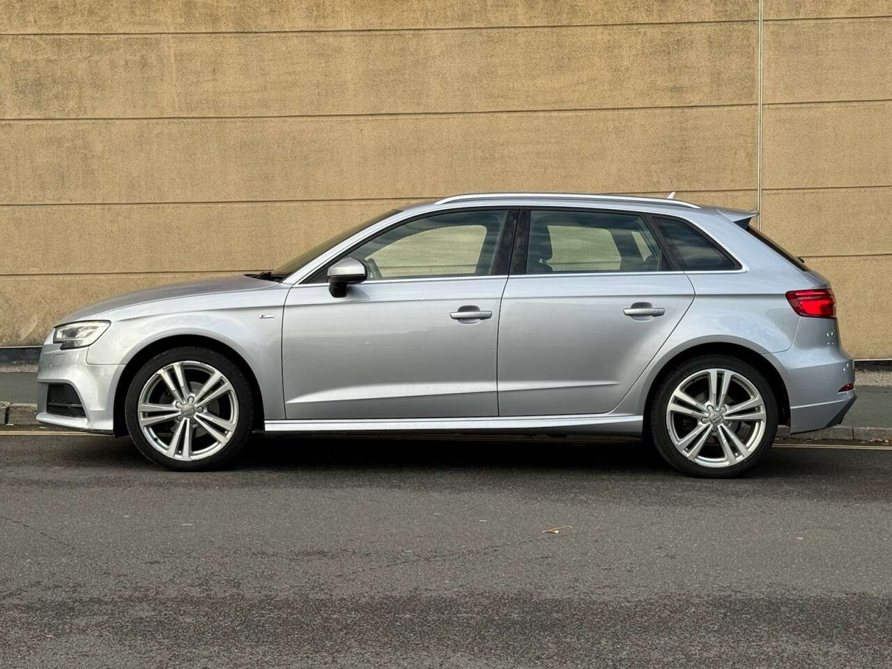 2017 AUDI A3 2017 AUDI A3