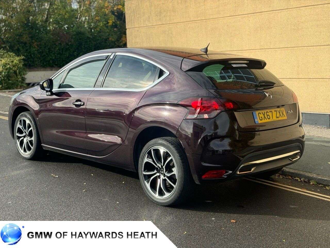 2017 DS AUTOMOBILES DS 4 2017 DS AUTOMOBILES DS 4