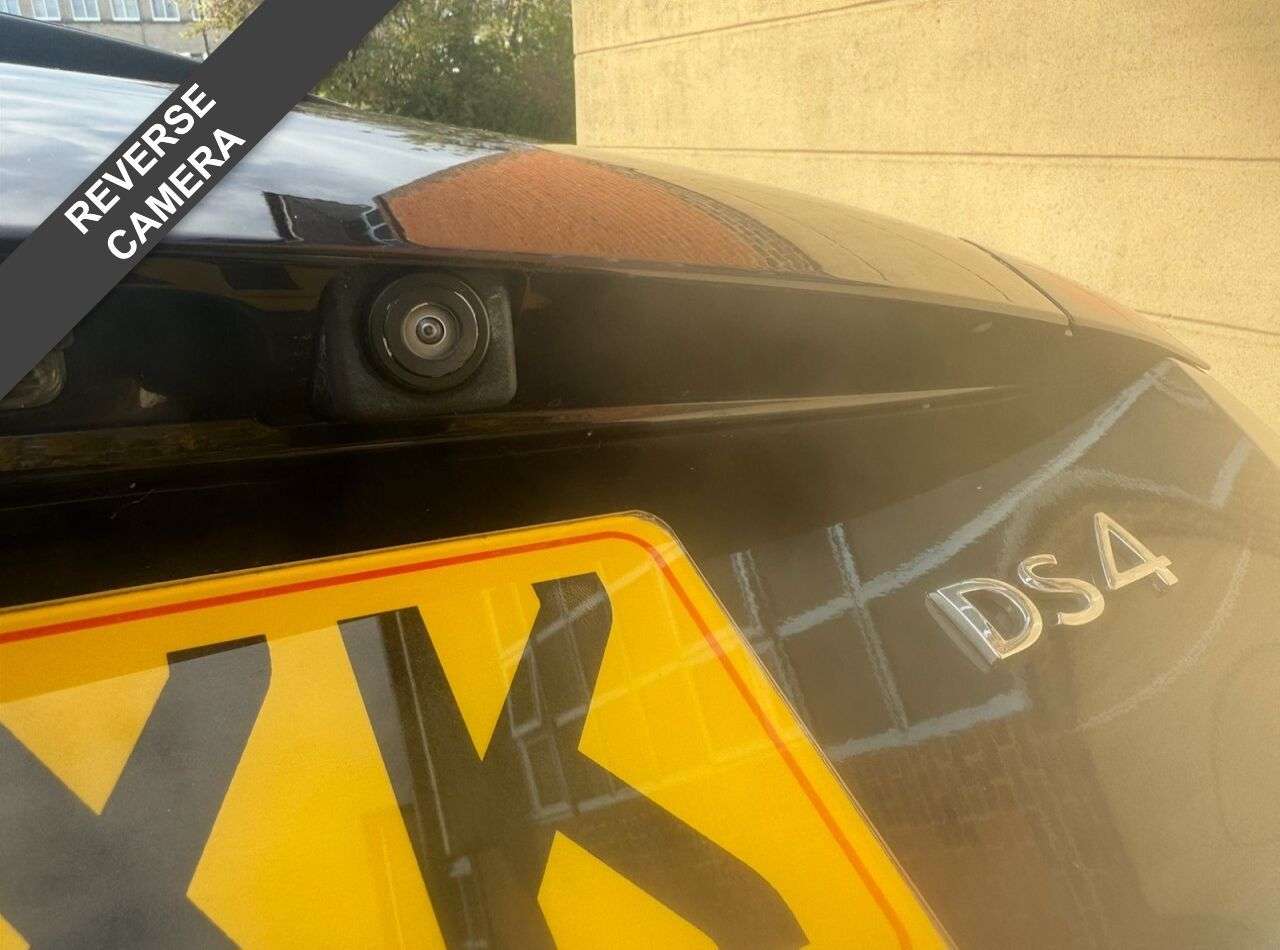 2017 DS AUTOMOBILES DS 4 2017 DS AUTOMOBILES DS 4