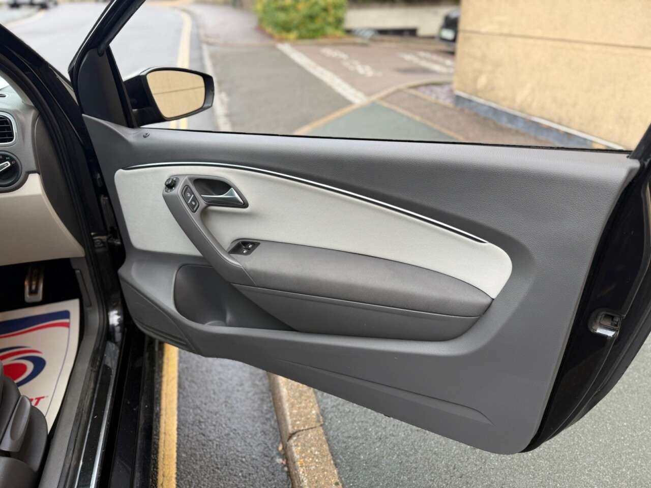 2014 VOLKSWAGEN POLO 2014 VOLKSWAGEN POLO