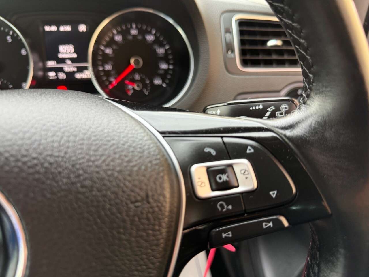 2016 VOLKSWAGEN POLO 2016 VOLKSWAGEN POLO