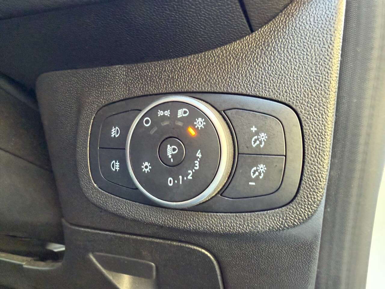 2018 FORD FIESTA 2018 FORD FIESTA