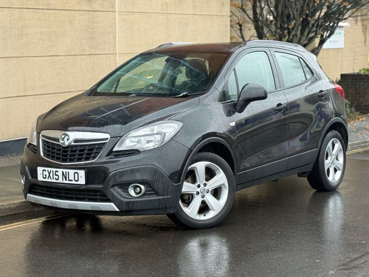 A 2015 VAUXHALL MOKKA 1.4T Exclusiv SUV 5dr Petrol Manual 2WD Euro 5 (s/s) (140 ps) A 2015 VAUXHALL MOKKA 1.4T Exclusiv SUV 5dr Petrol Manual 2WD Euro 5 (s/s) (140 ps)