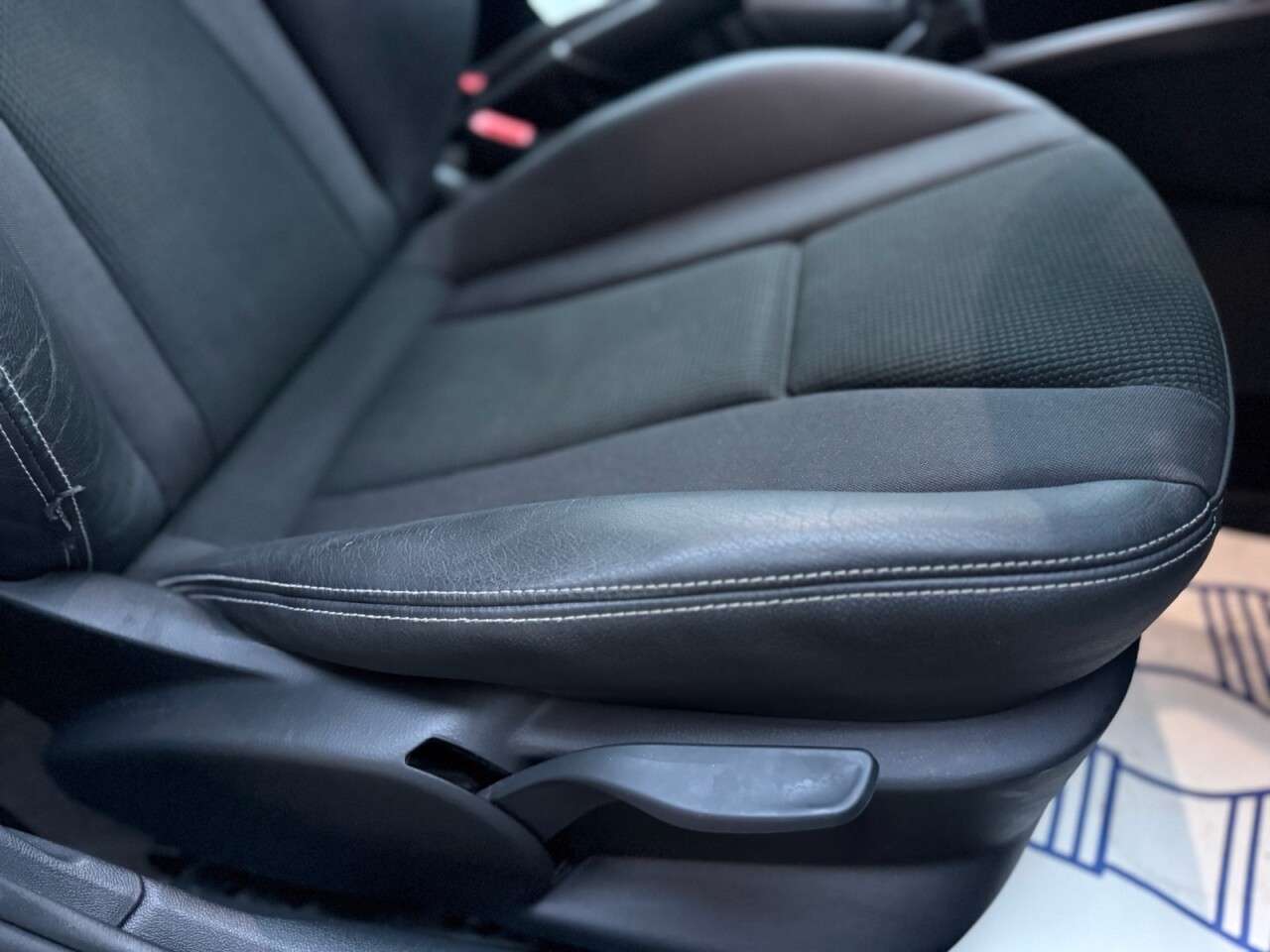 2016 AUDI A1 2016 AUDI A1