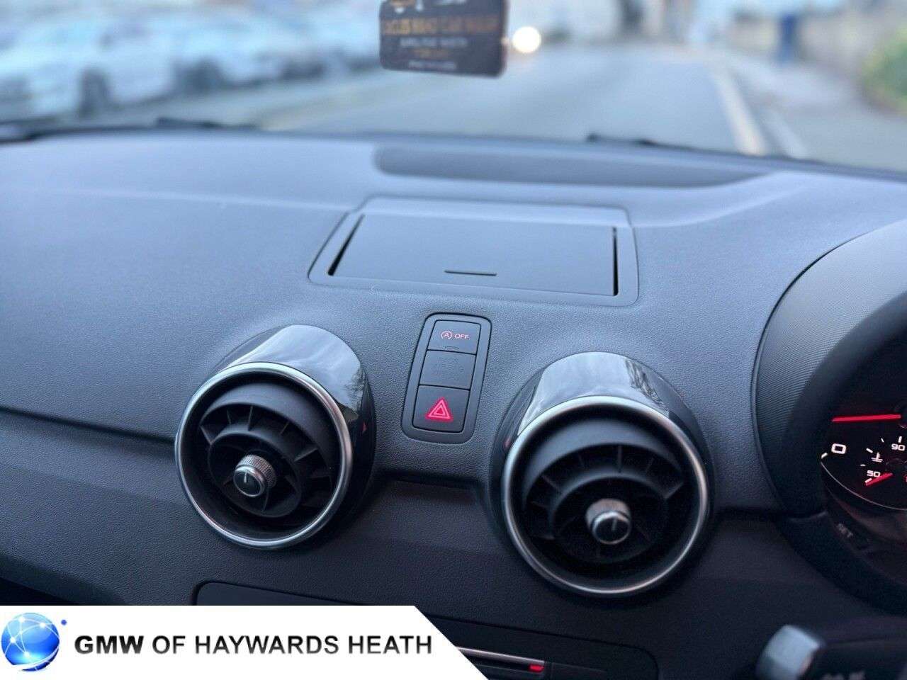 2016 AUDI A1 2016 AUDI A1