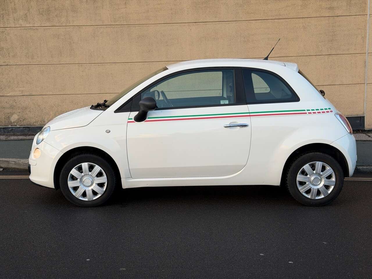 2010 FIAT 500 2010 FIAT 500