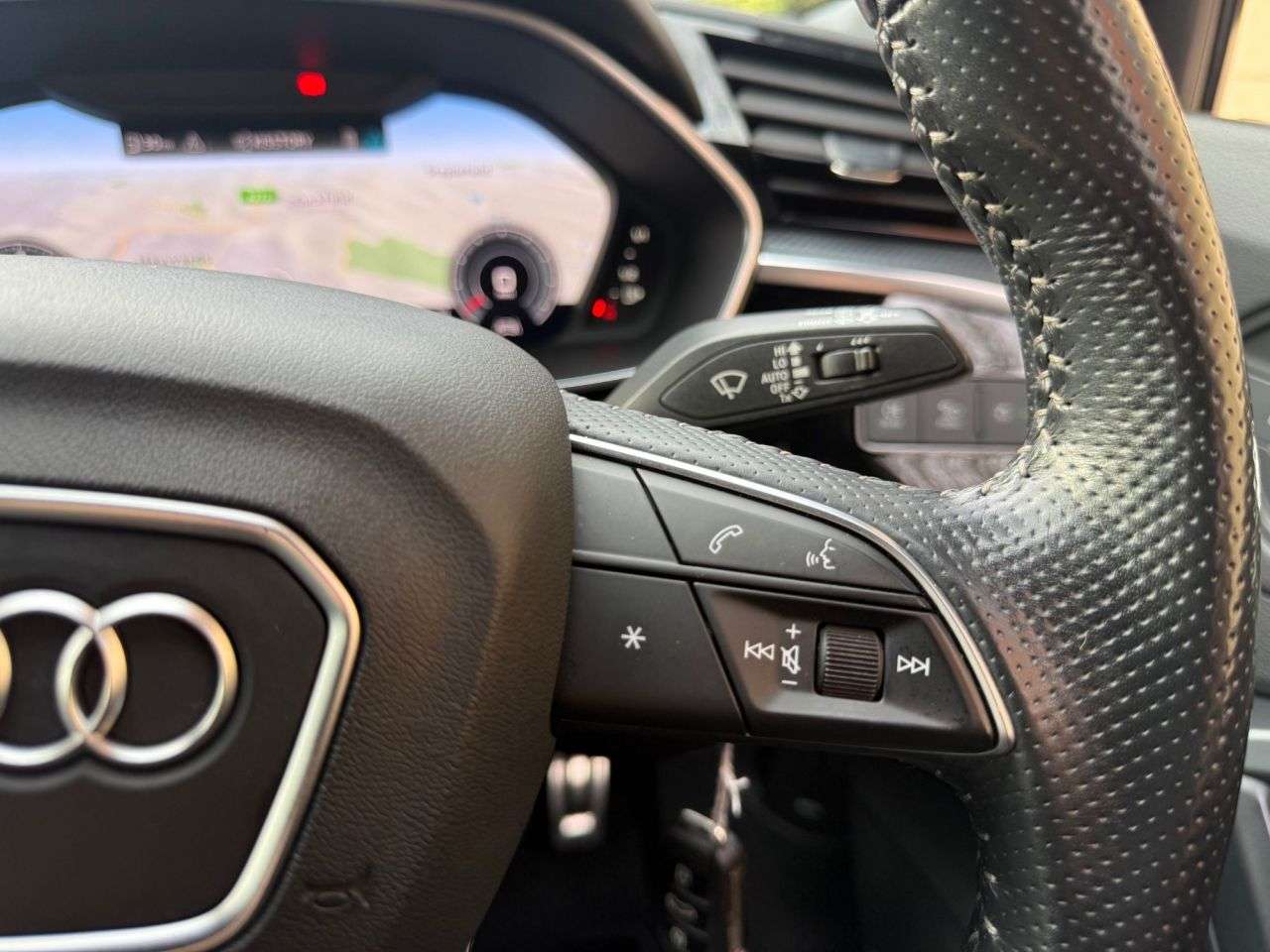 2020 AUDI Q3 2020 AUDI Q3