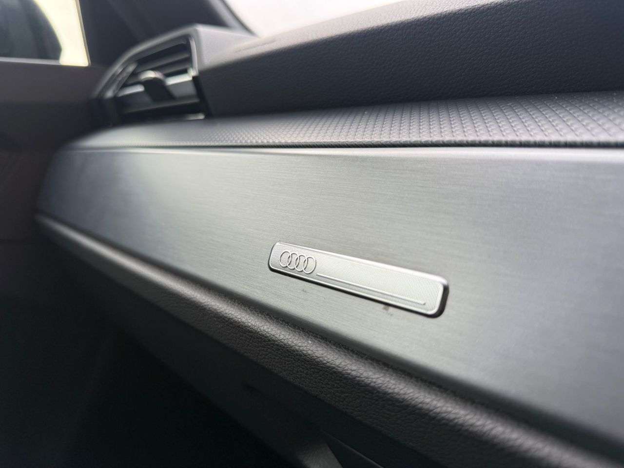 2020 AUDI Q3 2020 AUDI Q3