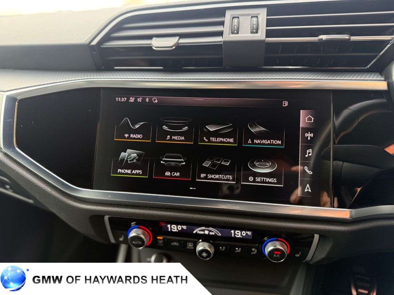 2020 AUDI Q3 2020 AUDI Q3