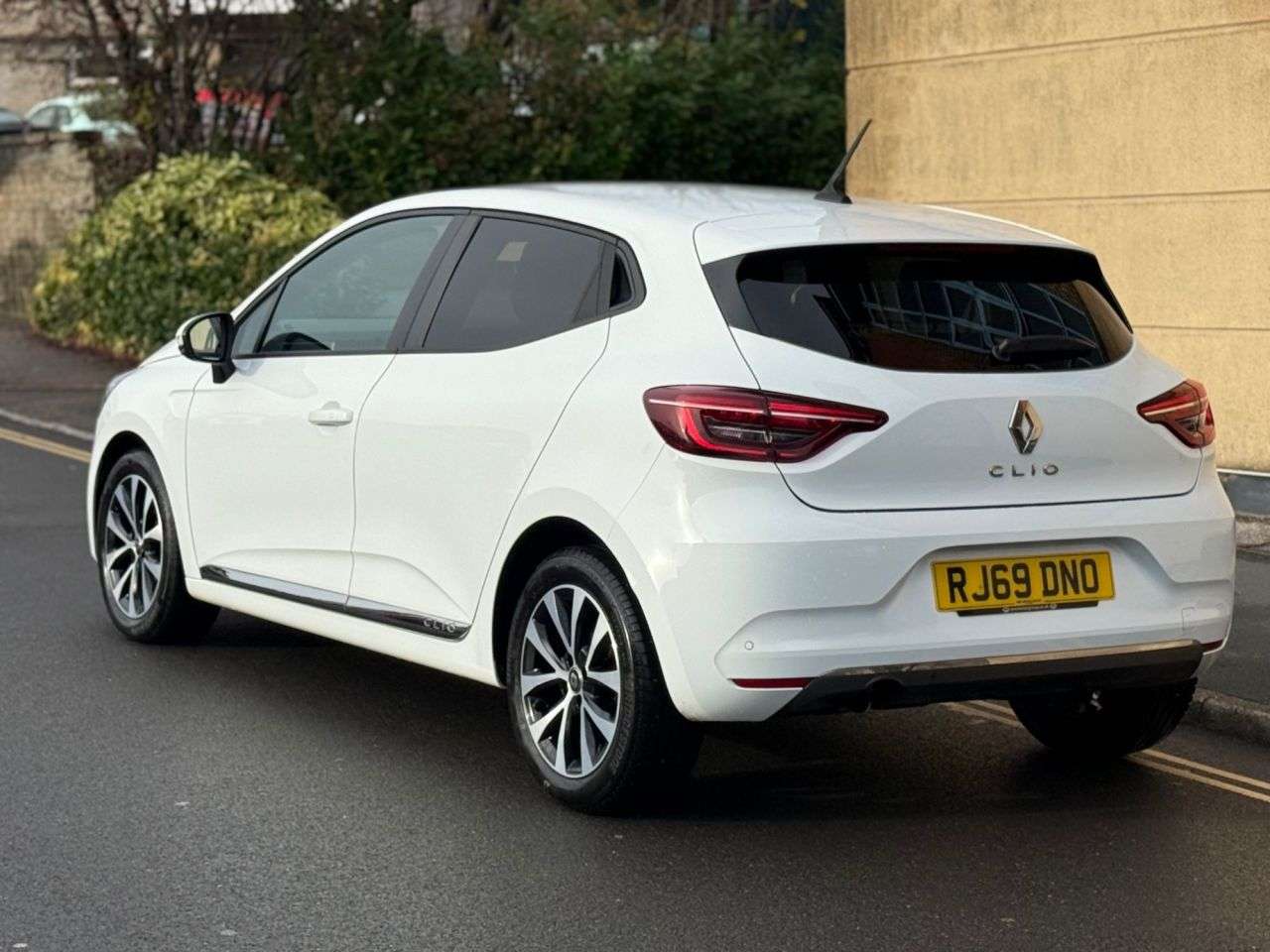2019 RENAULT CLIO 2019 RENAULT CLIO