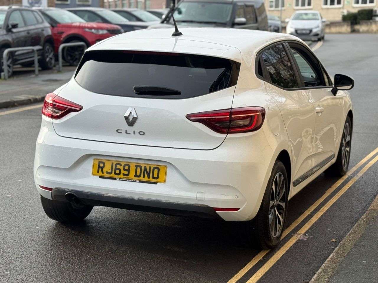 2019 RENAULT CLIO 2019 RENAULT CLIO