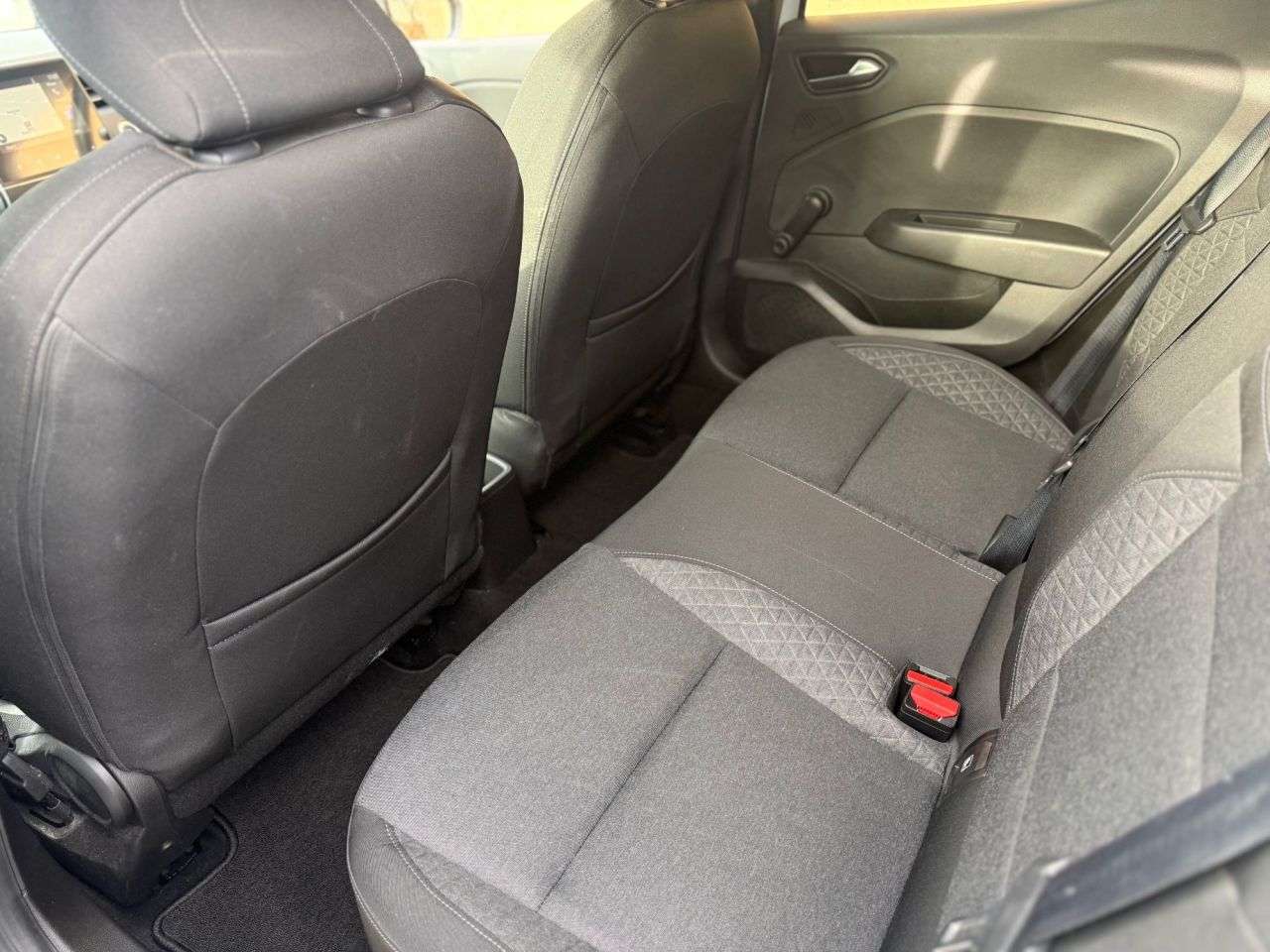 2019 RENAULT CLIO 2019 RENAULT CLIO