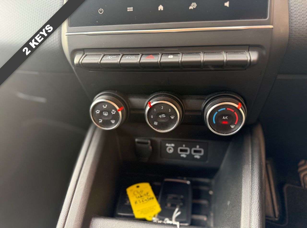 2019 RENAULT CLIO 2019 RENAULT CLIO