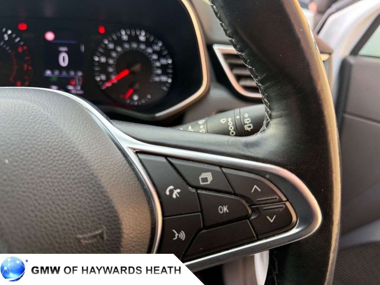 2019 RENAULT CLIO 2019 RENAULT CLIO