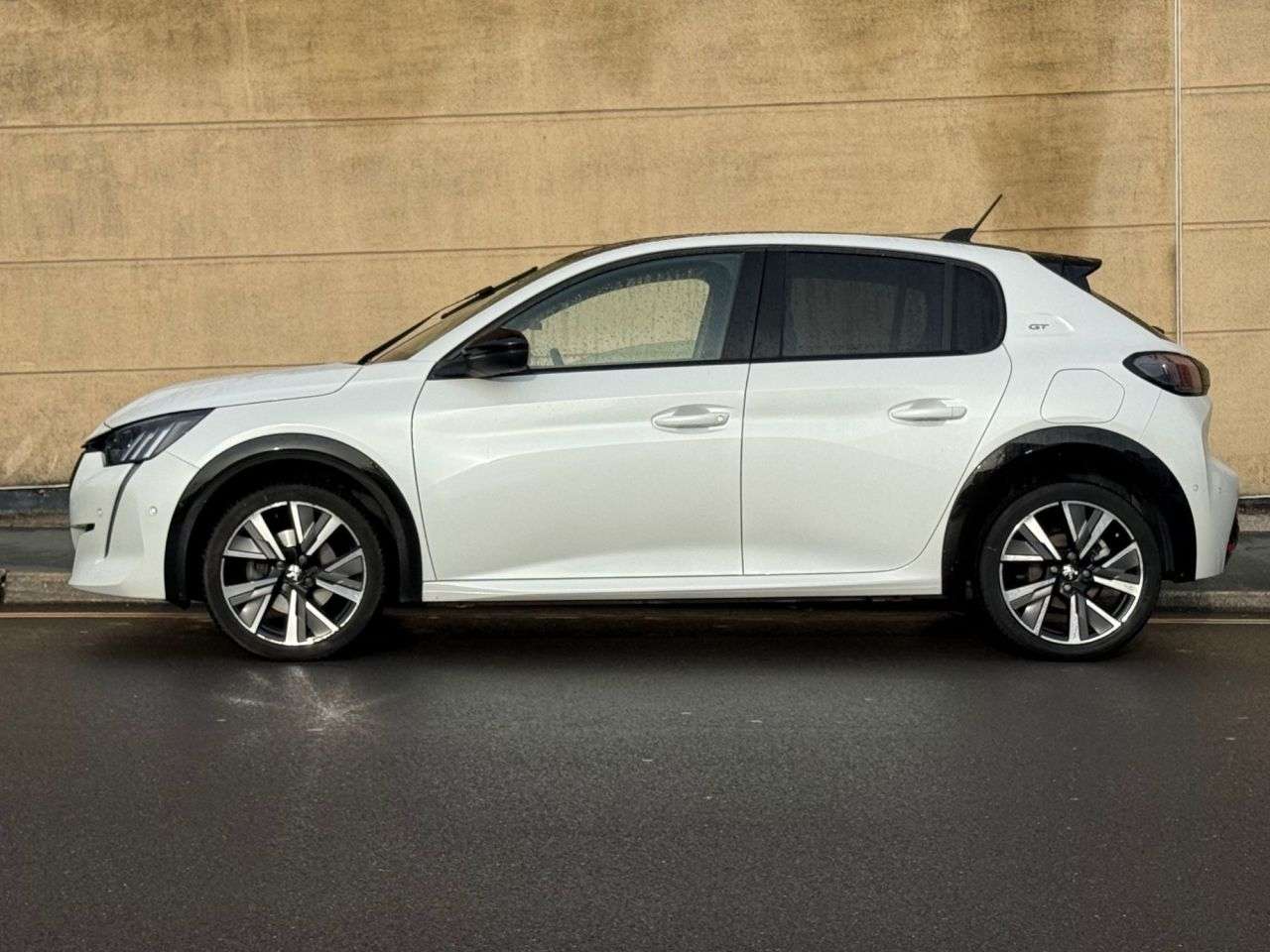 2022 PEUGEOT 208 2022 PEUGEOT 208