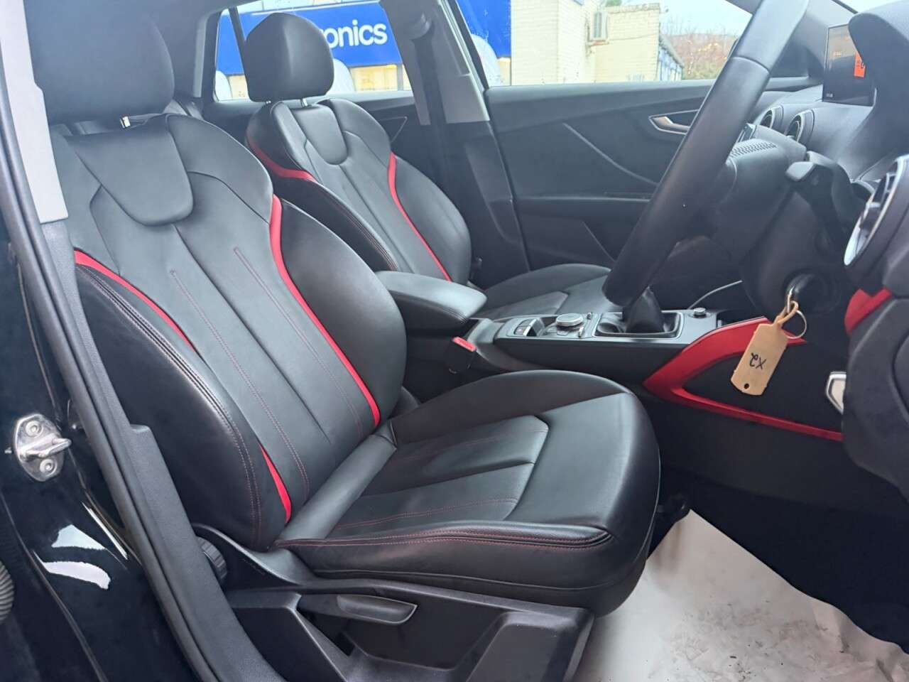 2016 AUDI Q2 2016 AUDI Q2