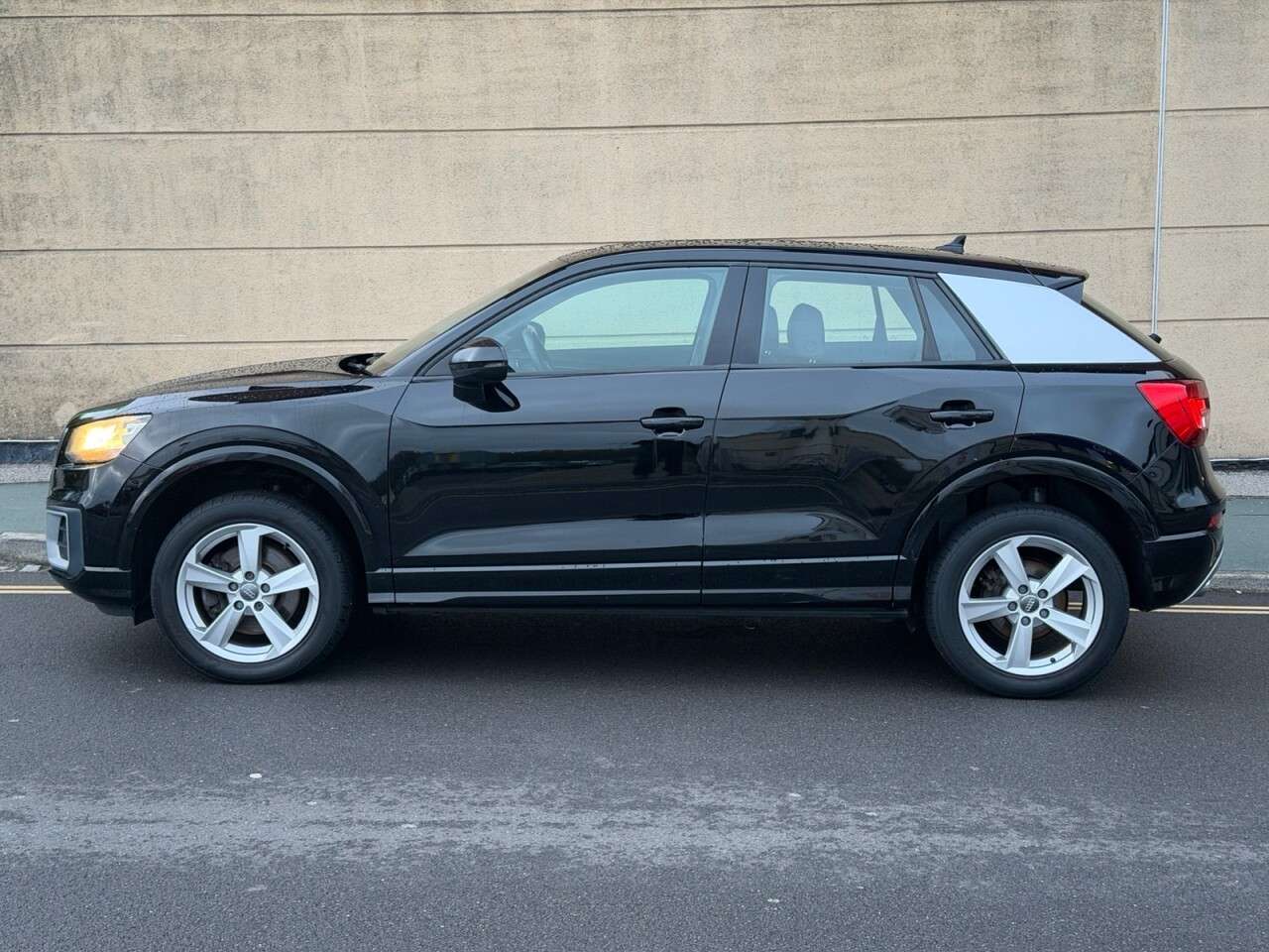 2016 AUDI Q2 2016 AUDI Q2
