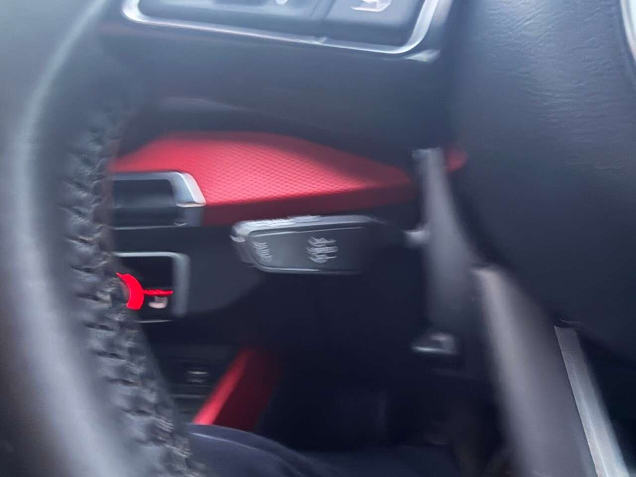 2016 AUDI Q2 2016 AUDI Q2