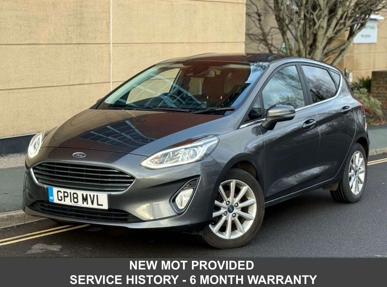 A 2018 FORD FIESTA 1.0T EcoBoost Titanium Hatchback 5dr Petrol Manual Euro 6 (s/s) (125 ps) A 2018 FORD FIESTA 1.0T EcoBoost Titanium Hatchback 5dr Petrol Manual Euro 6 (s/s) (125 ps)