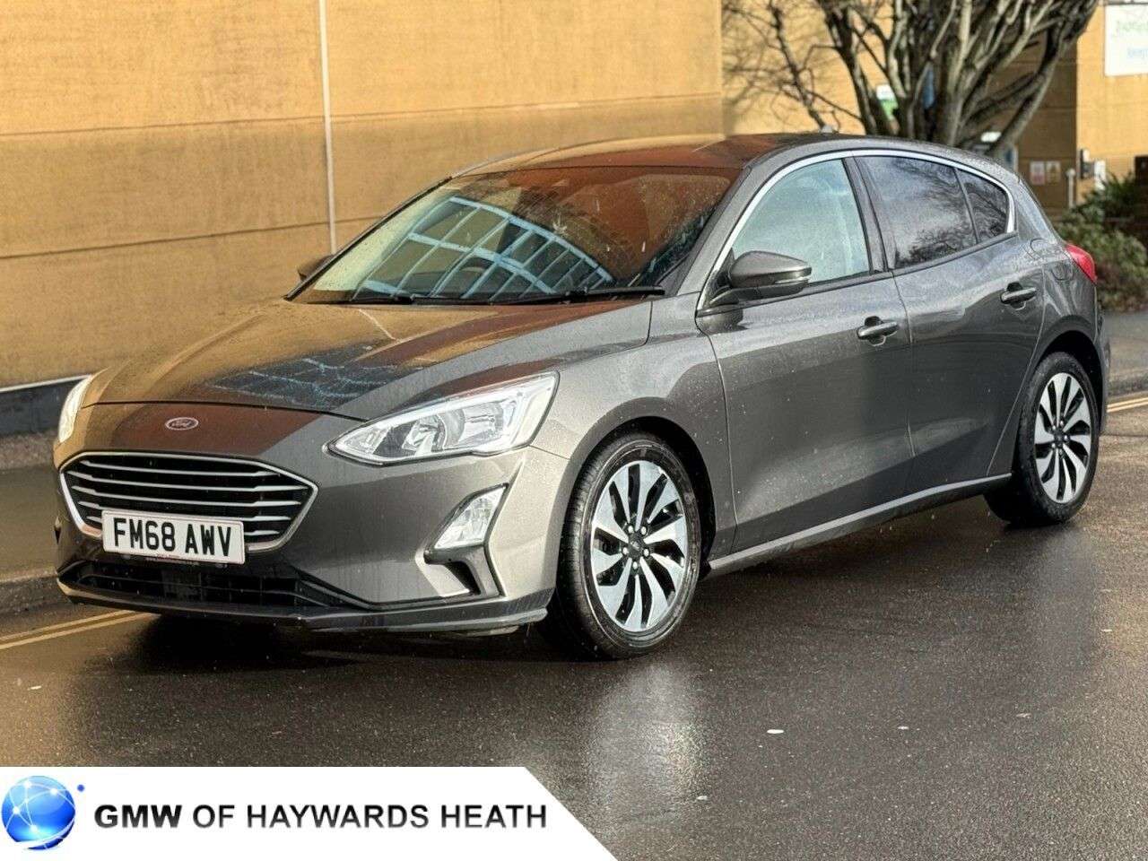 A 2019 FORD FOCUS 1.0T EcoBoost Zetec Hatchback 5dr Petrol Manual Euro 6 (s/s) (100 ps) A 2019 FORD FOCUS 1.0T EcoBoost Zetec Hatchback 5dr Petrol Manual Euro 6 (s/s) (100 ps)