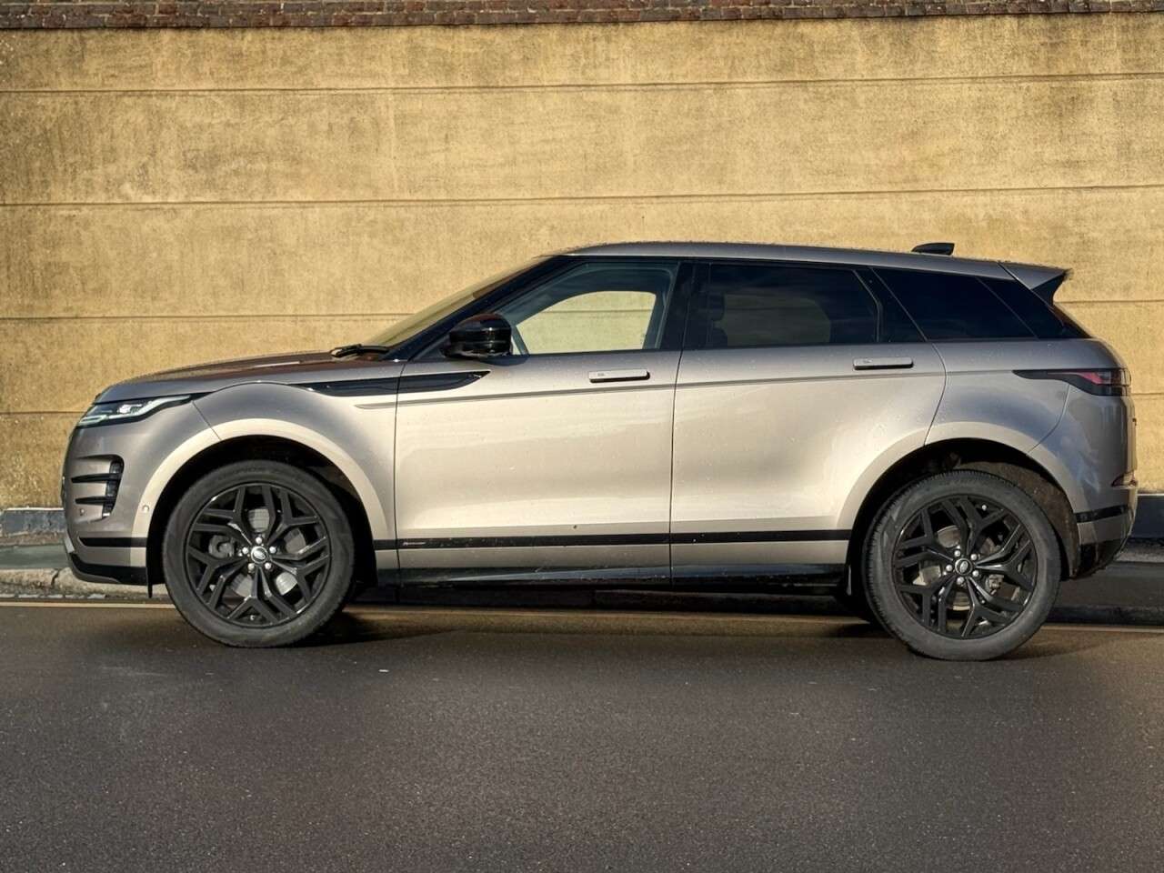 2021 LAND ROVER RANGE ROVER EVOQUE 2021 LAND ROVER RANGE ROVER EVOQUE