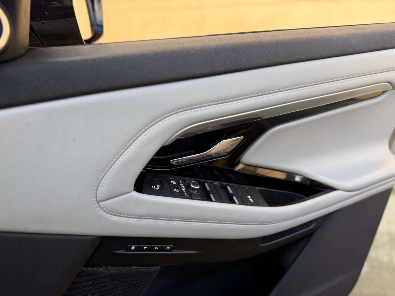 2021 LAND ROVER RANGE ROVER EVOQUE 2021 LAND ROVER RANGE ROVER EVOQUE