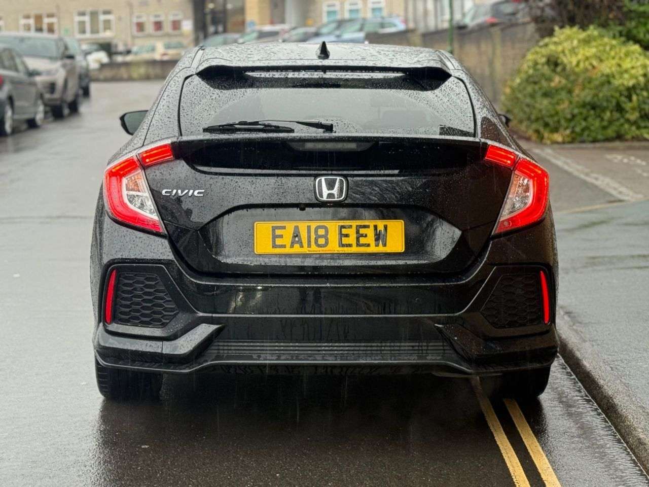 A 2018 HONDA CIVIC 1.0 VTEC Turbo EX Hatchback 5dr Petrol Manual Euro 6 (s/s) (129 ps) A 2018 HONDA CIVIC 1.0 VTEC Turbo EX Hatchback 5dr Petrol Manual Euro 6 (s/s) (129 ps)