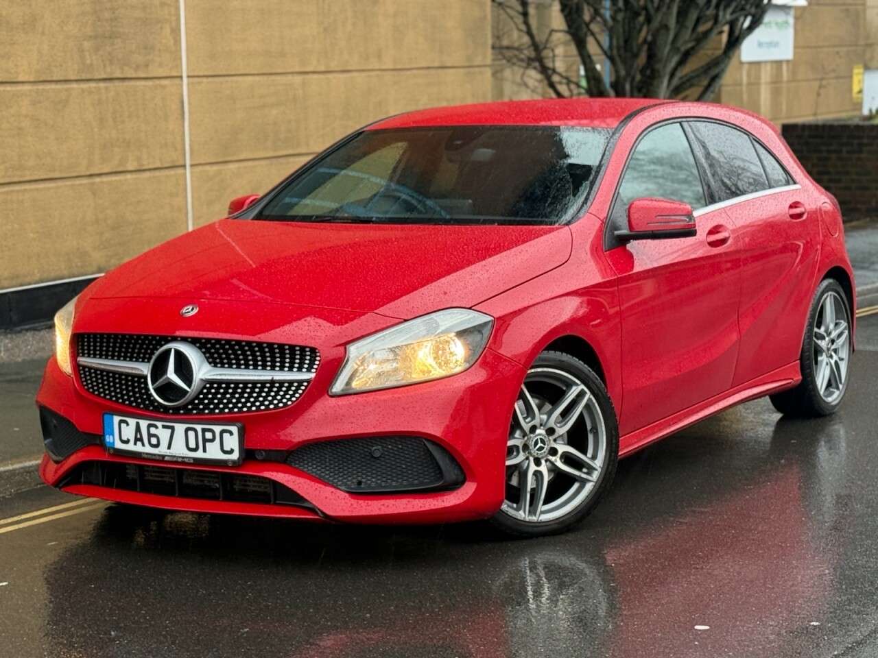 A 2018 MERCEDES-BENZ A-CLASS 1.6 A160 AMG Line Hatchback 5dr Petrol 7G-DCT Euro 6 (s/s) (102 ps) A 2018 MERCEDES-BENZ A-CLASS 1.6 A160 AMG Line Hatchback 5dr Petrol 7G-DCT Euro 6 (s/s) (102 ps)