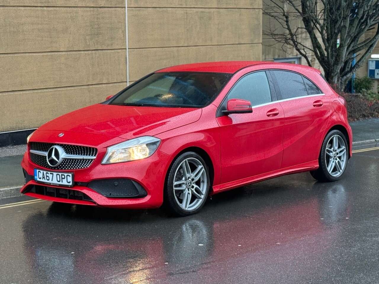 A 2018 MERCEDES-BENZ A-CLASS 1.6 A160 AMG Line Hatchback 5dr Petrol 7G-DCT Euro 6 (s/s) (102 ps) A 2018 MERCEDES-BENZ A-CLASS 1.6 A160 AMG Line Hatchback 5dr Petrol 7G-DCT Euro 6 (s/s) (102 ps)
