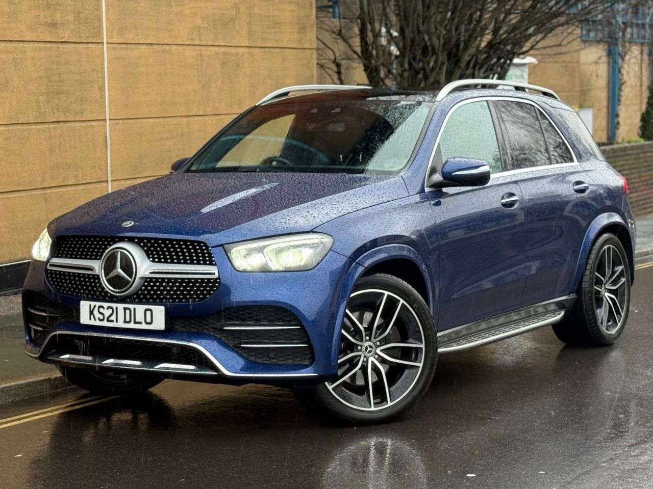 A 2021 MERCEDES-BENZ GLE 2.9 GLE350d AMG Line (Premium Plus) SUV 5dr Diesel G-Tronic 4MATIC Euro 6 ( A 2021 MERCEDES-BENZ GLE 2.9 GLE350d AMG Line (Premium Plus) SUV 5dr Diesel G-Tronic 4MATIC Euro 6 (