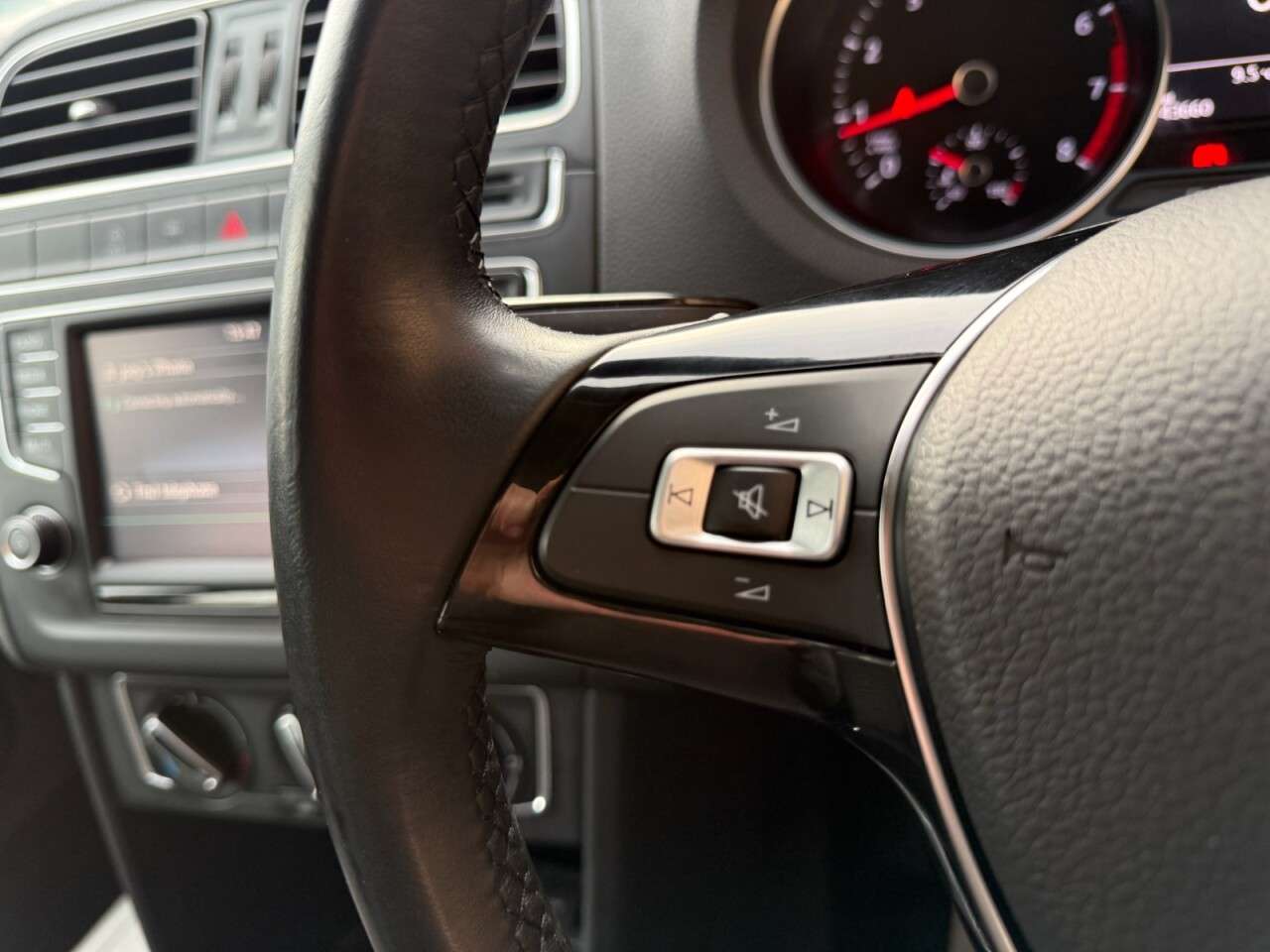 2014 VOLKSWAGEN POLO 2014 VOLKSWAGEN POLO