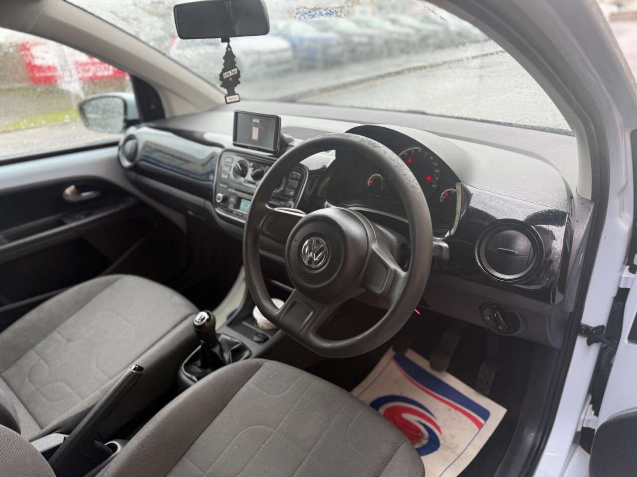 2013 VOLKSWAGEN UP! 2013 VOLKSWAGEN UP!