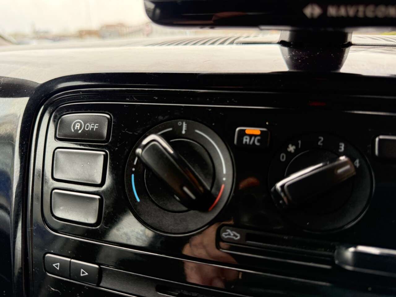 2013 VOLKSWAGEN UP! 2013 VOLKSWAGEN UP!