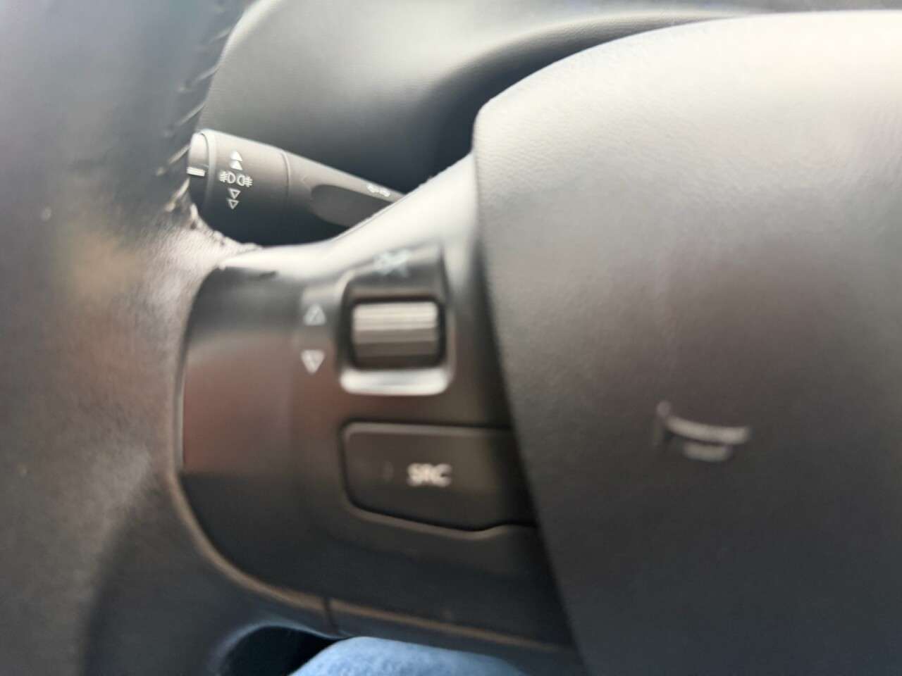 2013 PEUGEOT 208 2013 PEUGEOT 208